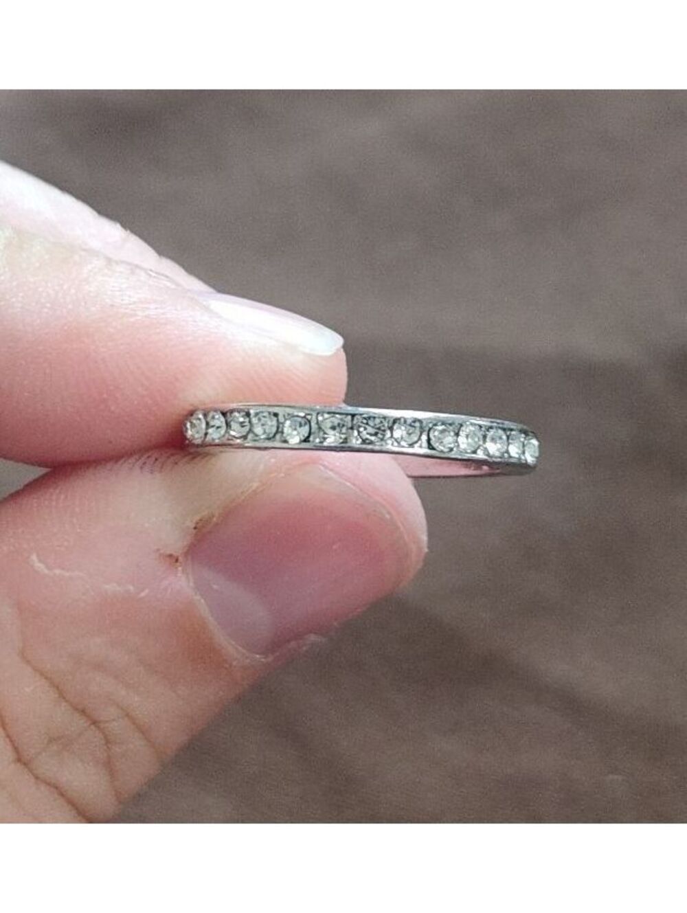 Silver Tone Rhinestone Band Ring Size 7